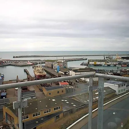 Seafront 4*